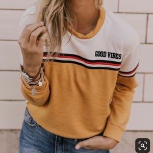 NWOT Roolee Good Vibes Pullover